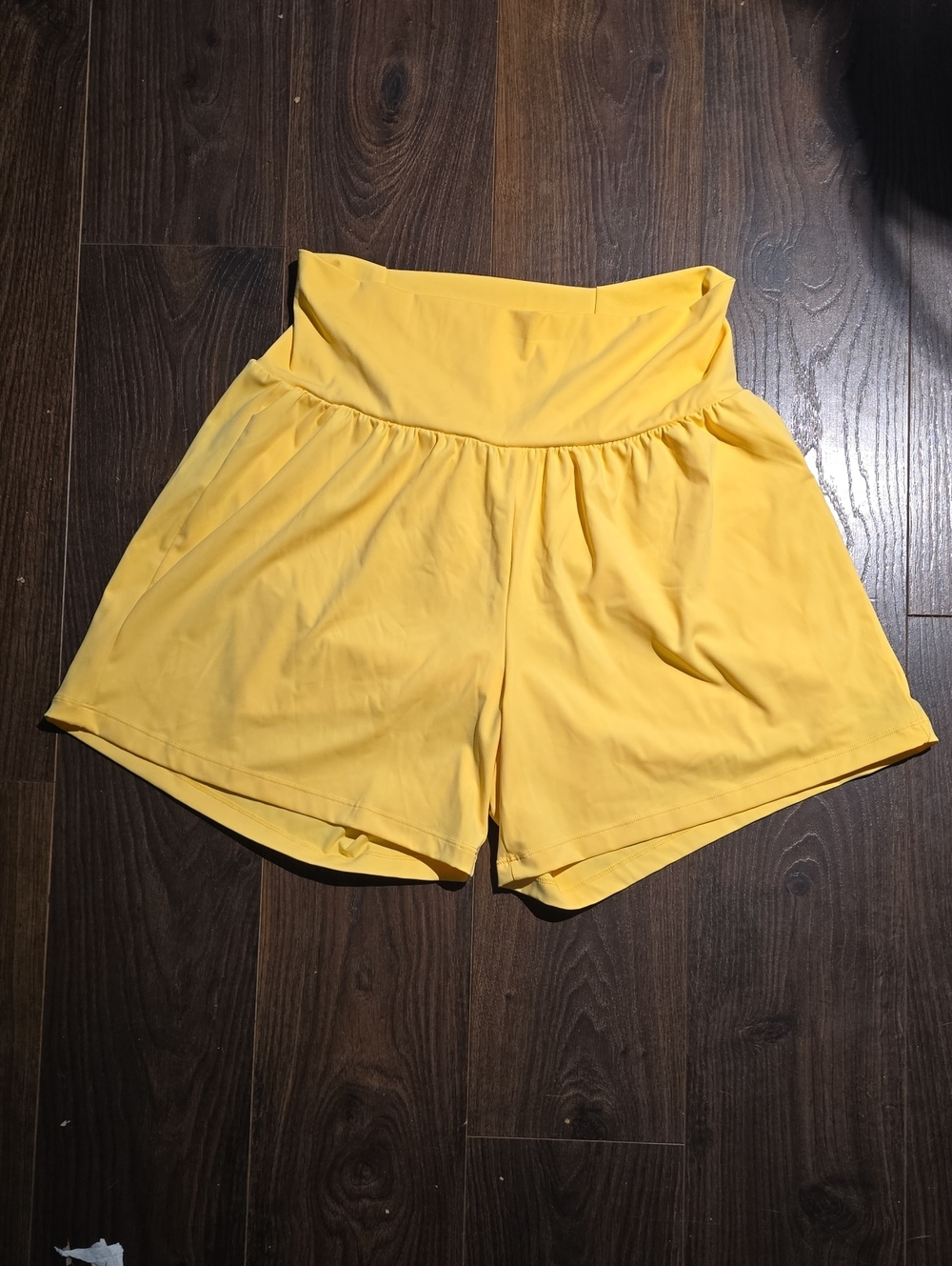Halara Softlyzero Airy Yellow (Goldfinch) High-Waist Flow Shorts